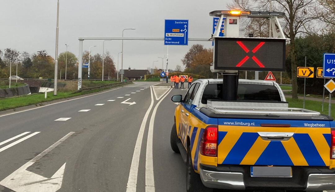 Sinkhole op Rijksweg naar Susteren: N296 afgesloten voor verkeer