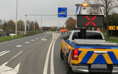 Sinkhole op Rijksweg naar Susteren: N296 afgesloten voor verkeer