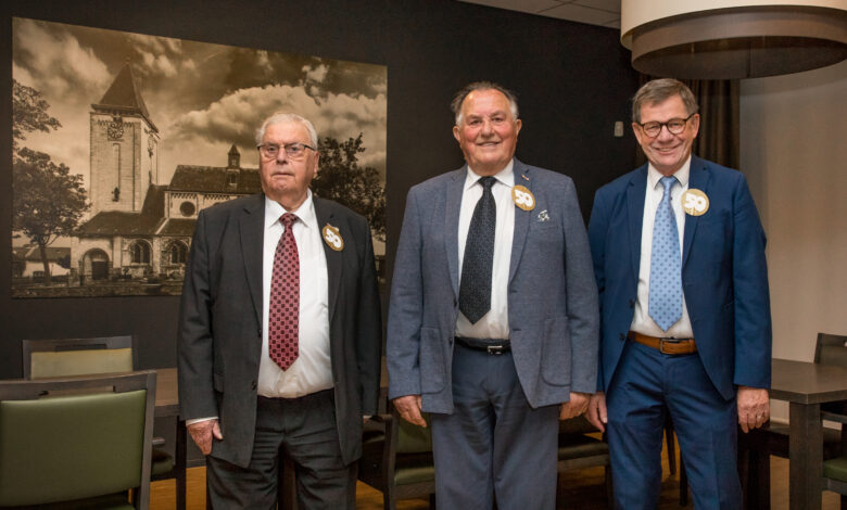 50 jaar gemeenschapshuis Nieuwstadt: oprichters krijgen ere-plaquette