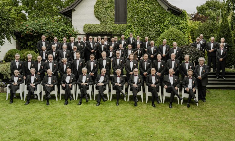 2023-Vriendenkoor-Echt-2d-layer-2048×1366-1-780×470