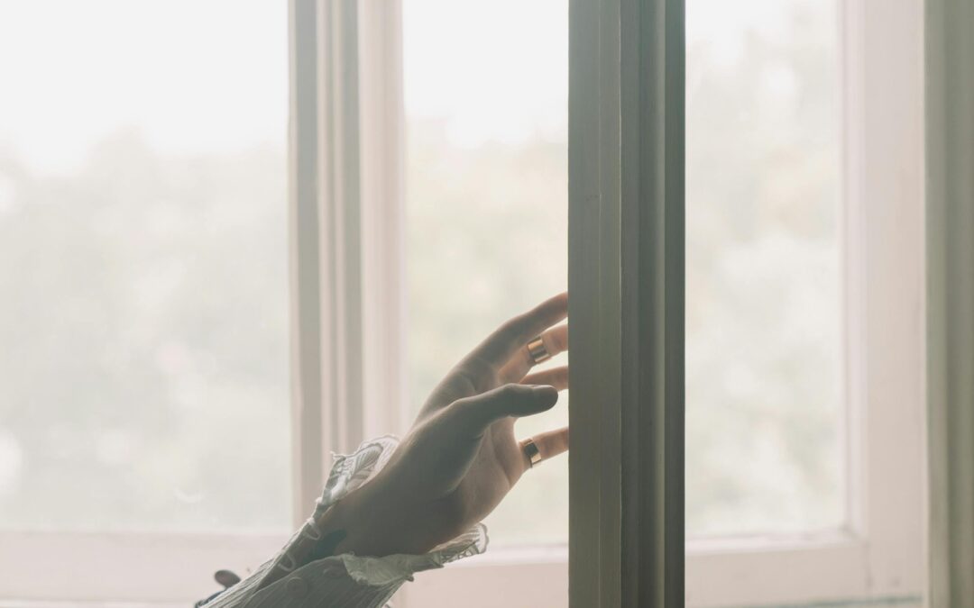 Milieu Centraal vraagt aandacht van Limburgers voor ventileren tijdens feestdagen.