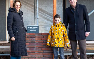 Hoogste punt bereikt bij nieuwbouw Kindcentrum Posterholt ‘De Mezenhof’