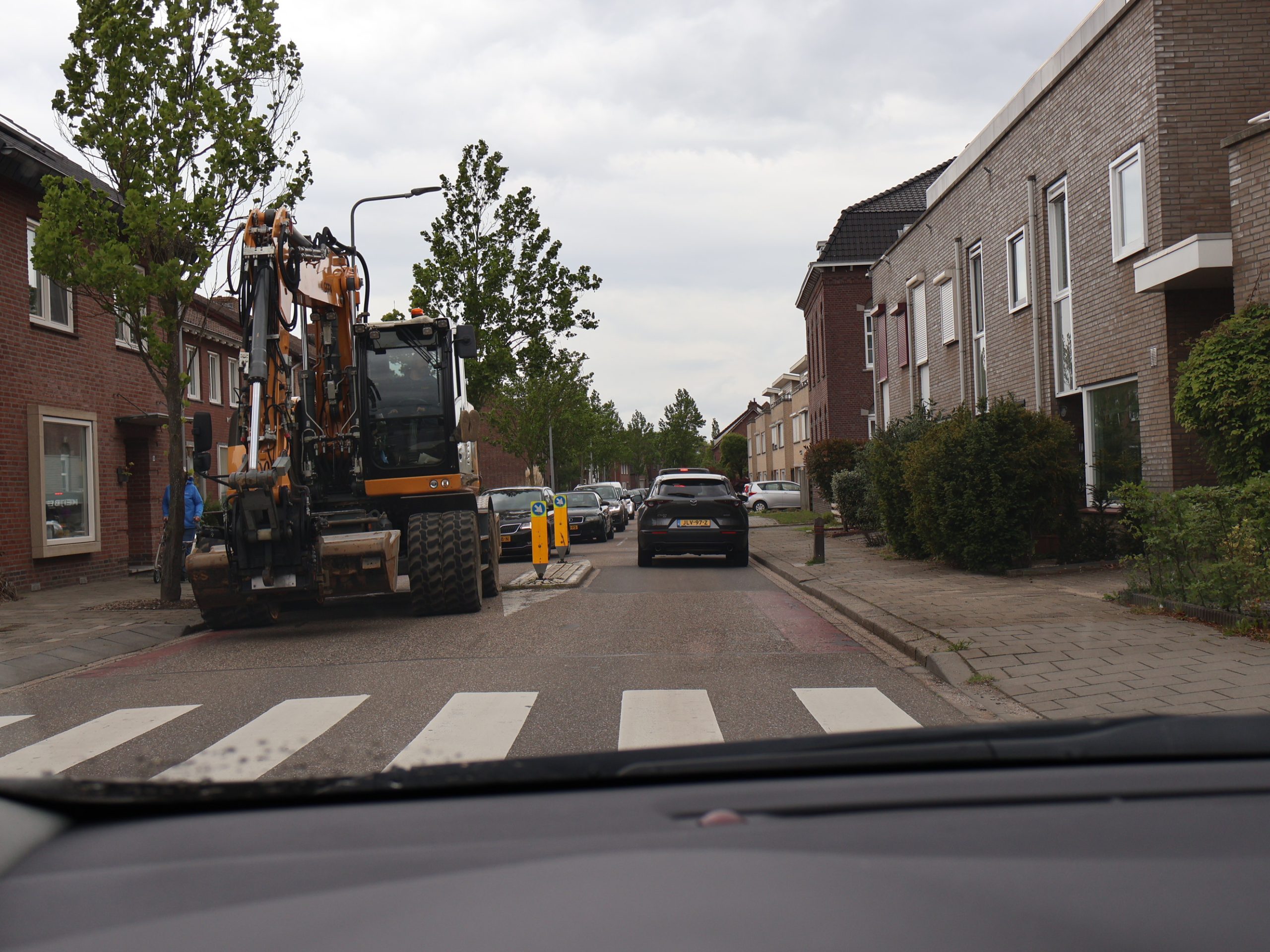 Eerste dag afsluiting N276 leidt meteen tot forse opstoppingen in Susteren