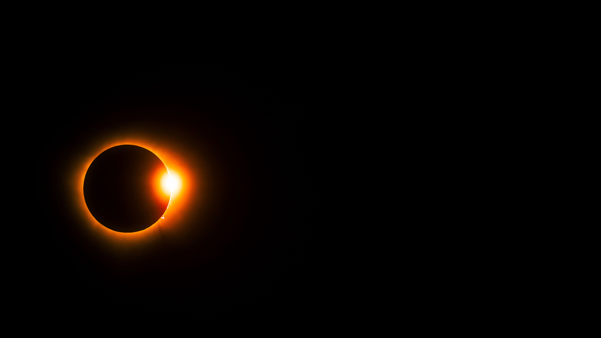 Op deze plekken in Midden-Limburg kun je het beste naar de zonsverduistering kijken