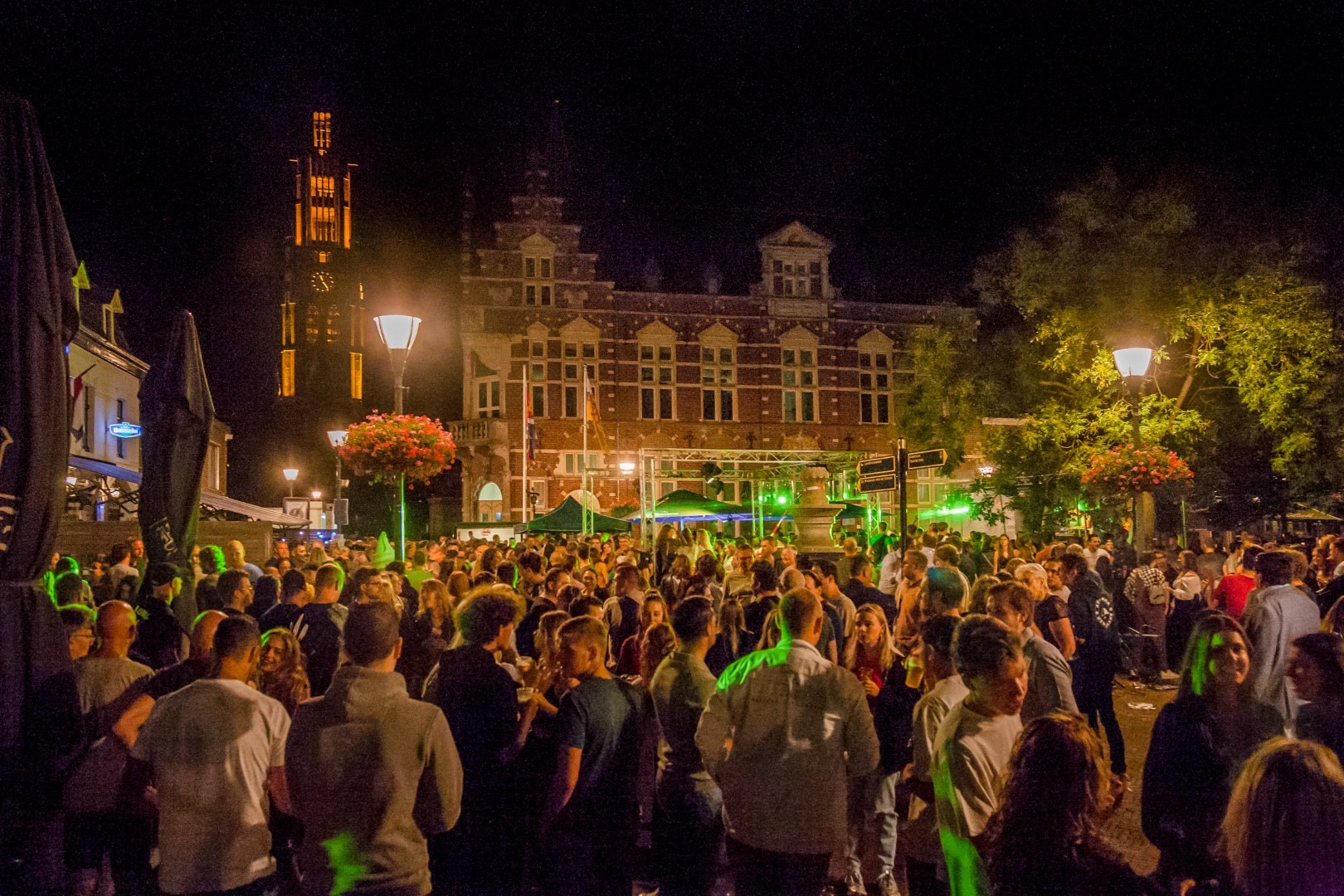 Knallend programma bij Echt Music Night