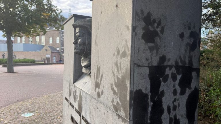 Edith Stein-monument besmeurd: ‘kwajongenswerk’, maar de daders staan op beeld