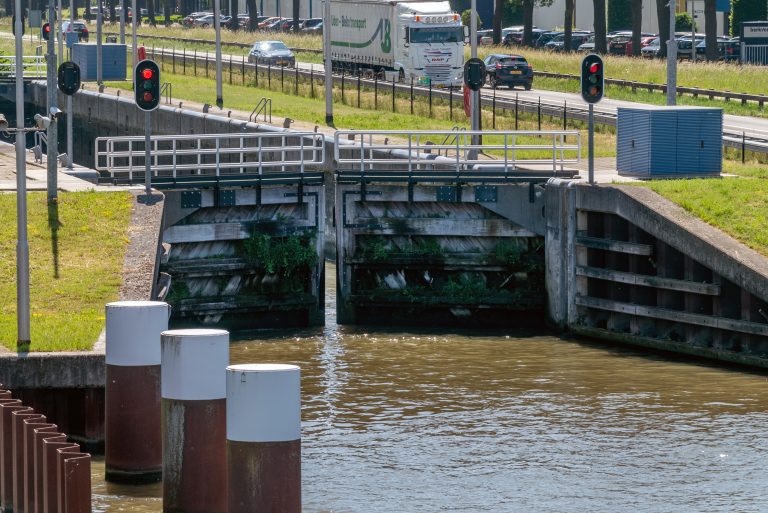 Zuid-Willemsvaart: sluis 11 langer gestremd, tot 2 december 2026.