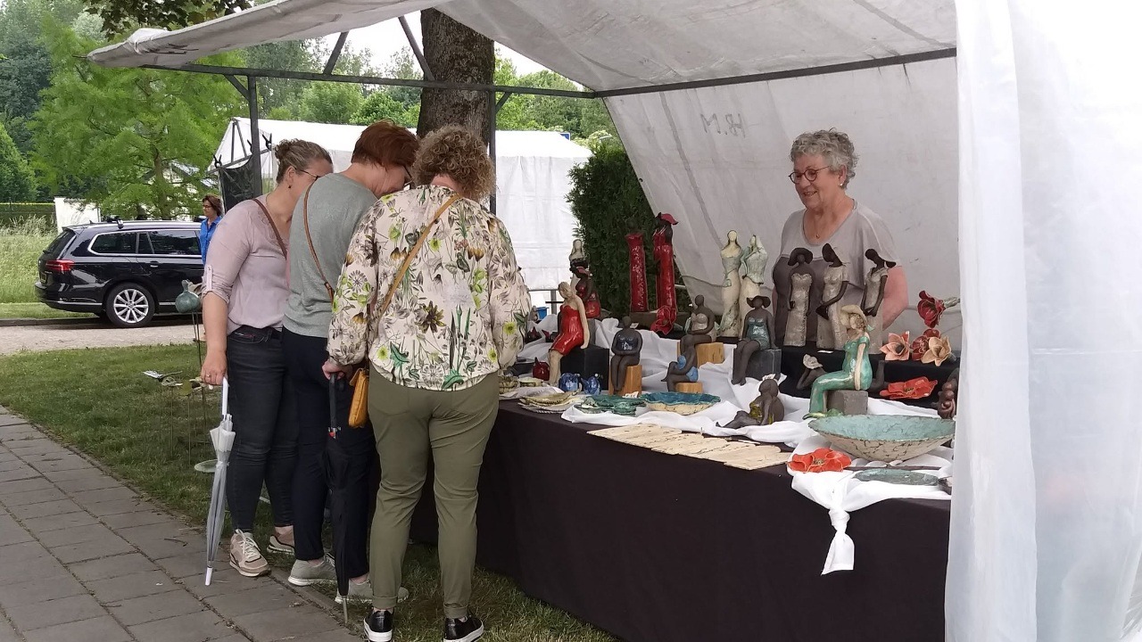 Kunstmarkt wil met verhuizing naar centrum meer leven in Susteren brengen